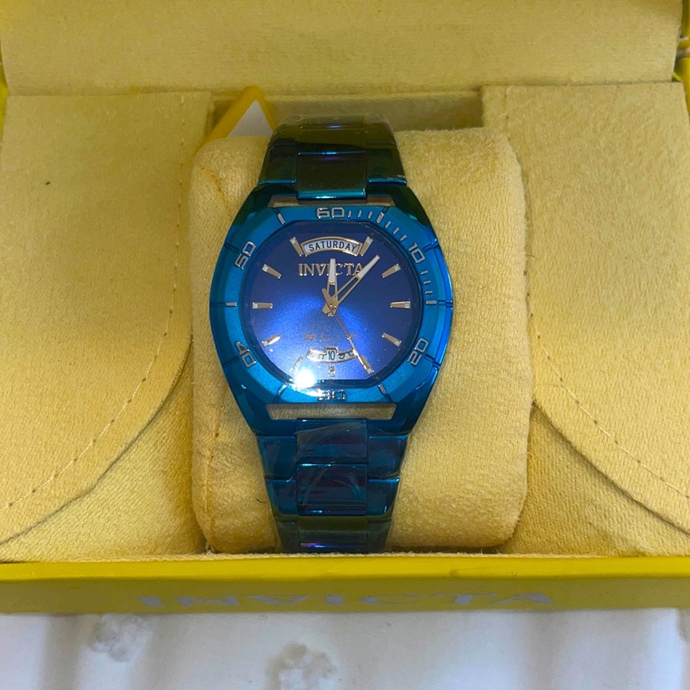 Never worn watch